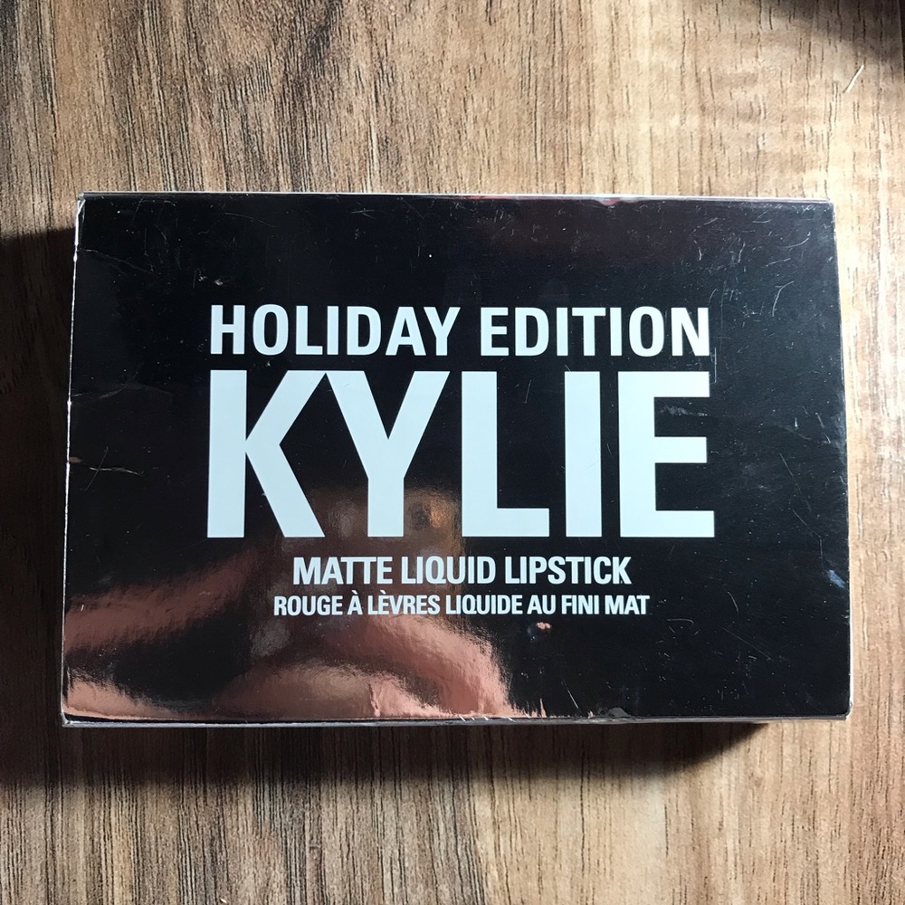 KYLIE COSMETICS Holiday 2016 collection mini matte